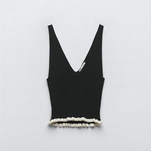 New with tags! Never been worn, crochet/knit Zara top